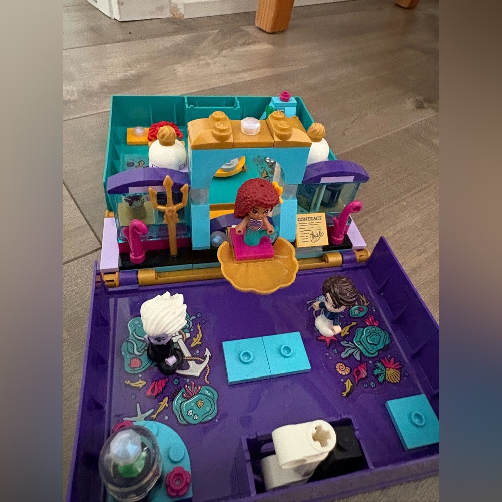 LEGO Disney The Little Mermaid Story Book 43213